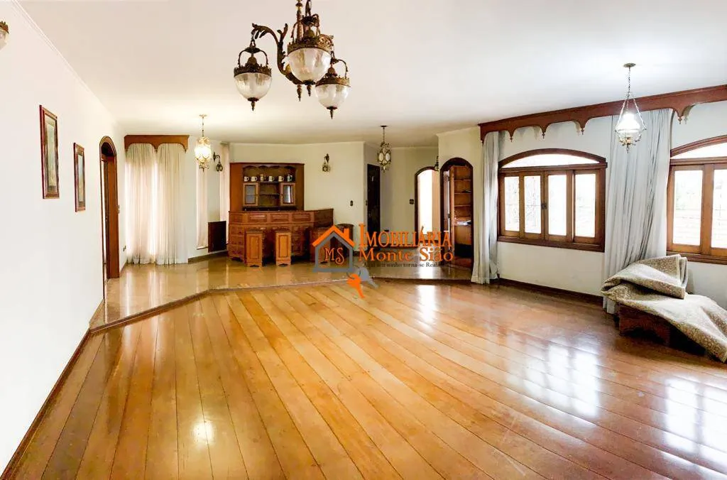 Imagem Sobrado com 4 dormitórios à venda, 530 m² por R$ 2.000.000,00 - Vila Galvão - Guarulhos/SP
