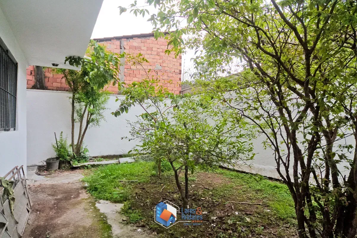 Imagem Sobrado para venda em Parque São Domingos com 4 quartos, sendo 1 suíte, 310m²