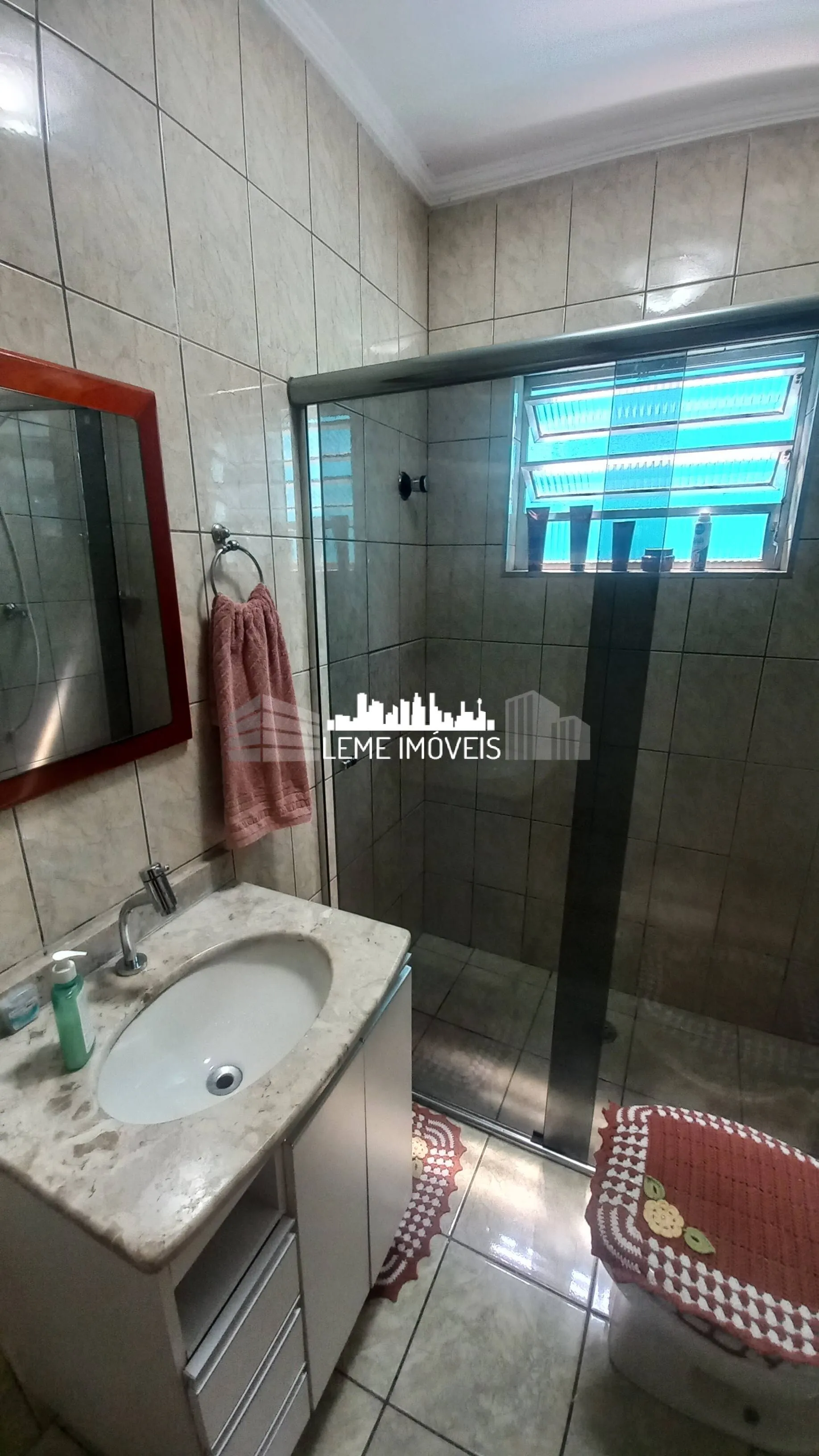 Imagem LINDO SOBRADO! ACEITA FINANCIAMENTO HABITACIONAL E UTILIZAÇÃO DO FGTS!!!