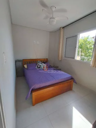 Imagem Sobrado com 2 dormitórios à venda, 59 m² por R$ 399.000 - Aviação - Praia Grande/SP