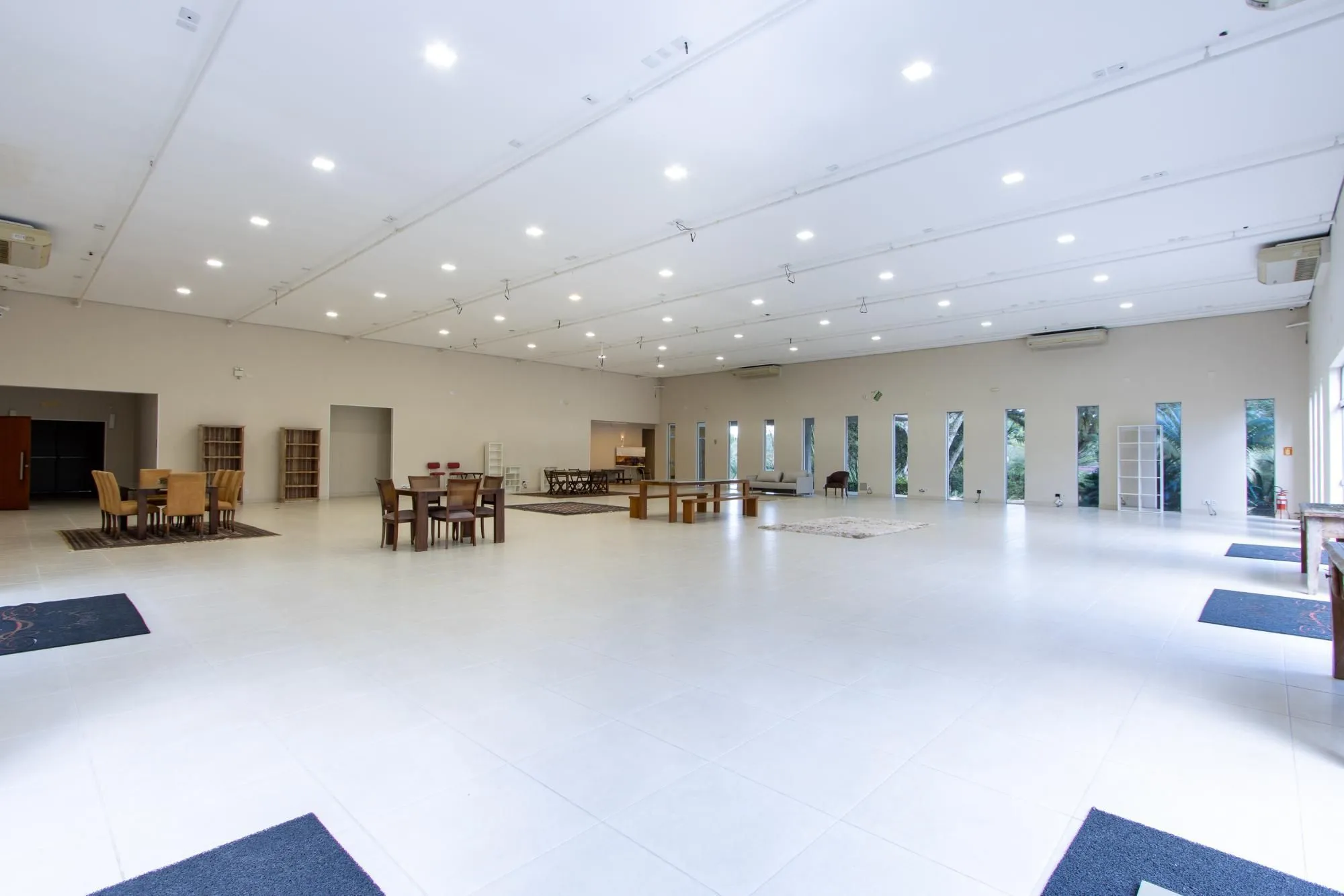 Imagem Outros para Venda - 1100m², 0 dormitórios, Belém Novo