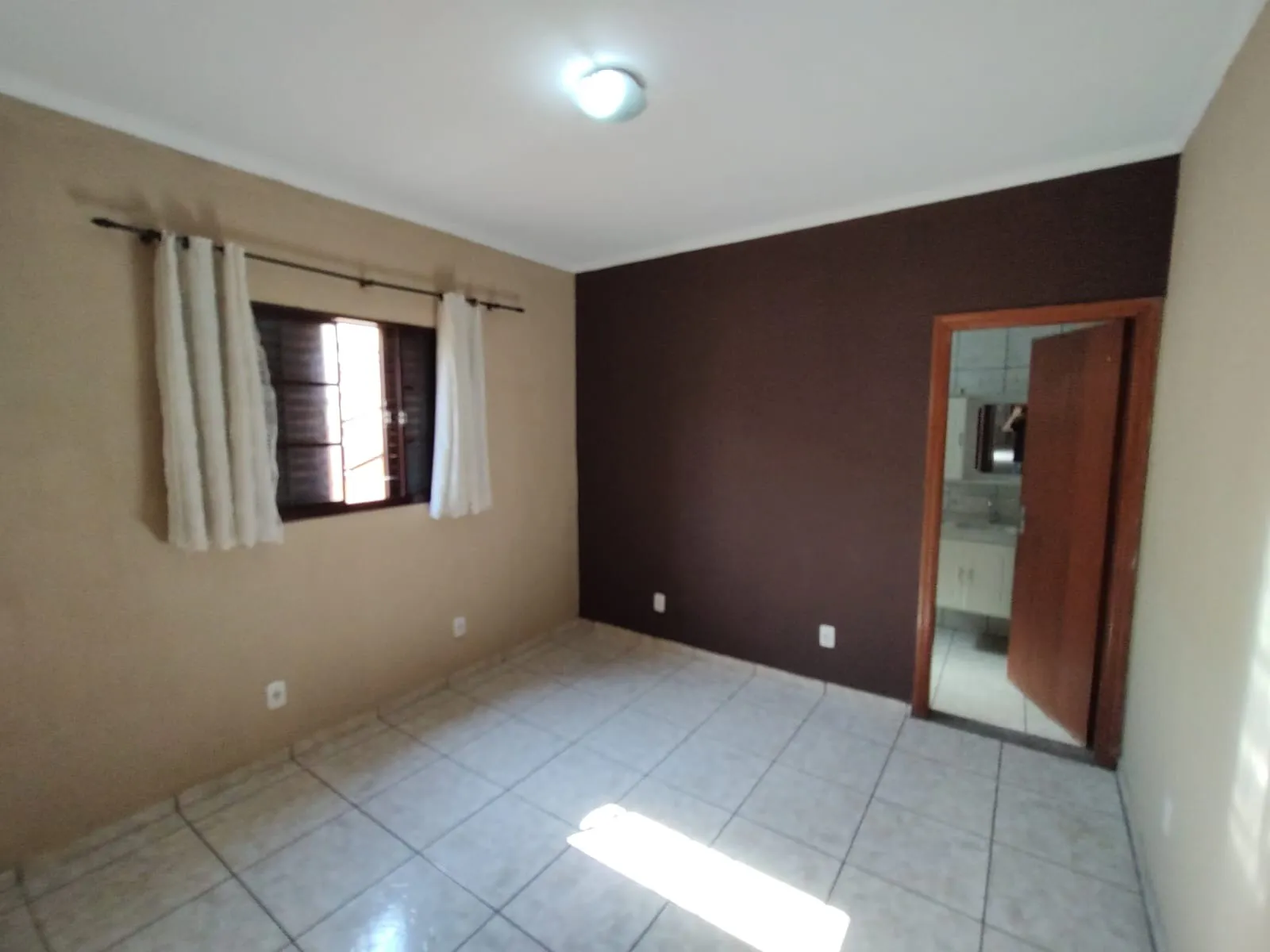 Imagem Casa com 4 Dormitórios -Vila Barão Sorocaba