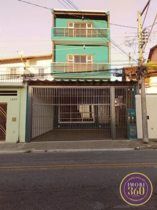 Imagem Sobrado Triplex à Venda com 3 Dormitórios, Suíte e Salão de Festas Exclusivo