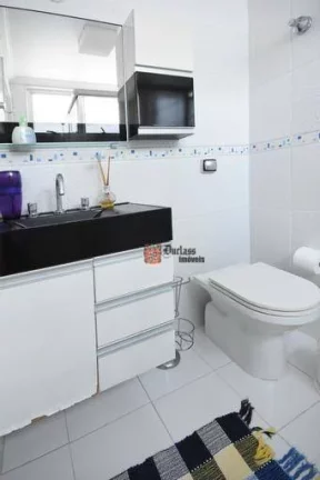 Imagem Apartamento com 3 dormitórios à venda, 120 m² por R$ 750.000,00 - Praia das Pitangueiras - Guarujá/SP