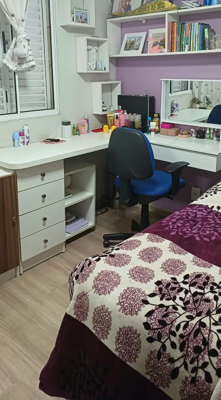 Imagem Oportunidade! Casa com 4 dormitórios no bairro Humaitá!!!