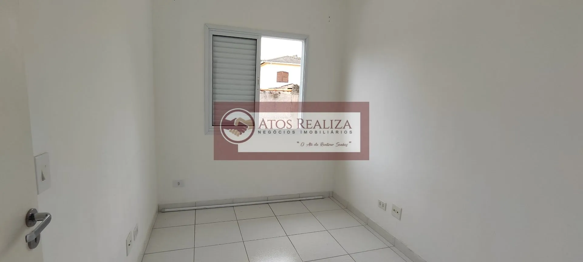Imagem Sobrado de 3 dormitórios em Rio Bonito, São Paulo - 87m², 1 suíte, 3 banheiros - Venda e locação por R$ 1 milhão