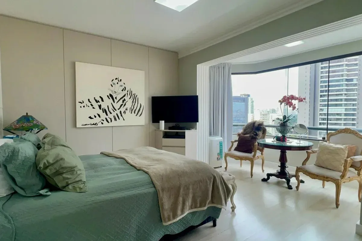 Imagem Apartamento para Venda em São Paulo, Pinheiros, 3 dormitórios, 1 suíte, 2 banheiros, 3 vagas