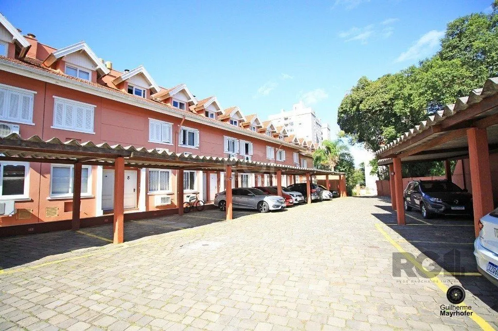 Imagem Casa em condomínio 110m² - 3 dormitórios sendo 1 suíte e 1 vaga de garagem no bairro Teresópolis