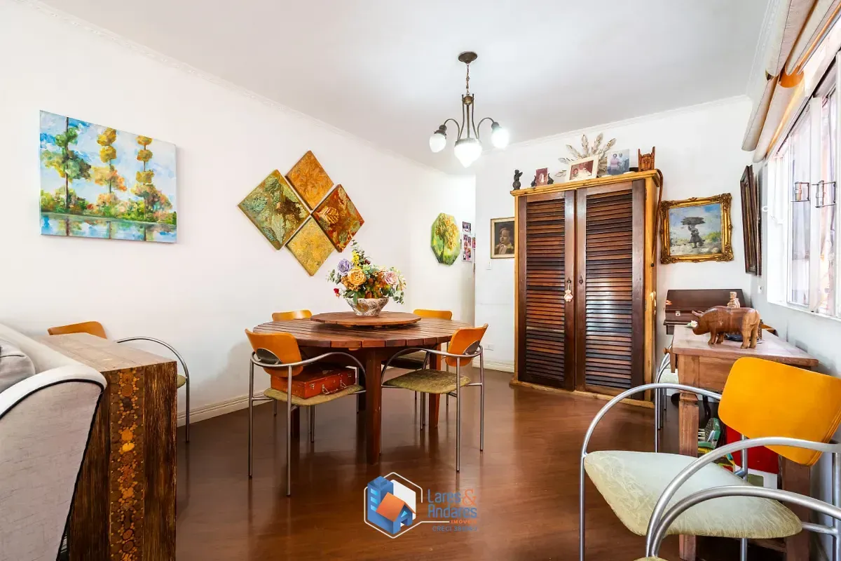 Imagem Sobrado para venda em Vila Mariana com 3 quartos, sendo 1 suíte, 212m²