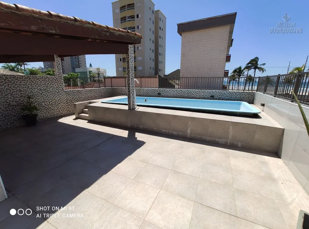 Foto do imóvel casa 04 dormitórios sendo 03 suítes com piscina no bairro Jardim Real em Real, Praia Grande - SP