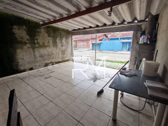 Imagem Casa com 2 dormitórios à venda, 76 m por R$ 225.000,00 - Balneário Itaguaí - Mongaguá/SP