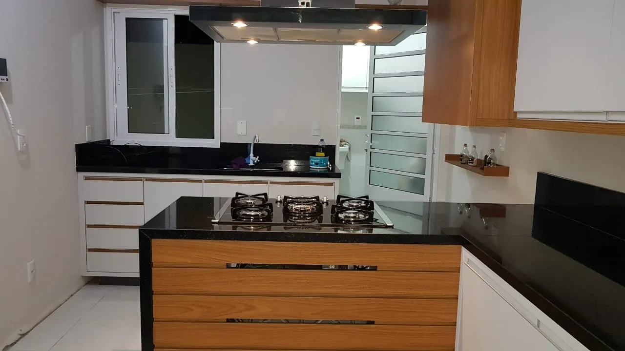 Imagem Casa à venda 3 Quartos, 1 Suite, 3 Vagas, 300M², Jardim Oásis, Taubaté - SP
