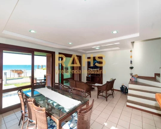 Imagem Sabe aquele sonho de Casa a Beira Mar de Bombinhas? Pois é, eu posso ajudar a realiza-lo com essa i...