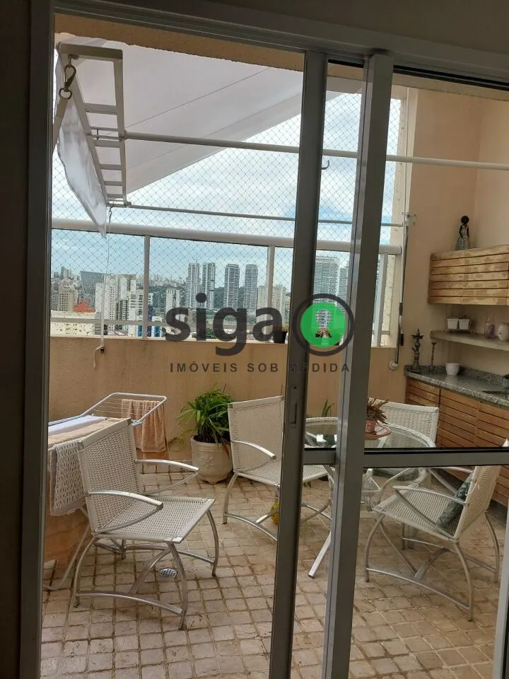 Imagem Cobertura a venda na Chácara Santo Antônio com 2 quartos 130m²