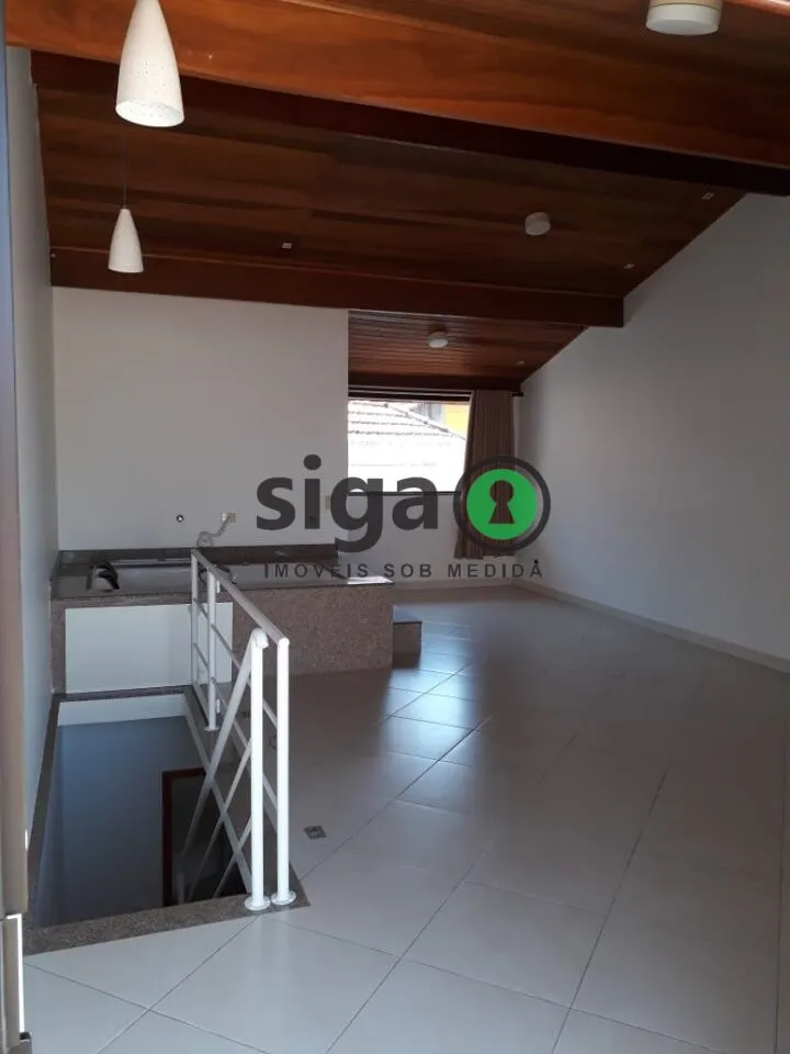 Imagem Sofisticação e Exclusividade em Casa Triplex no Bosque da Saúde