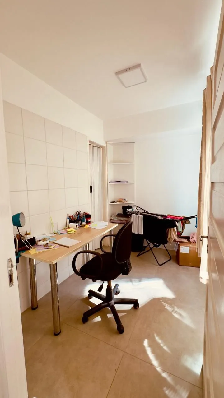 Imagem EXCELENTE APARTAMENTO À VENDA - TOTALMENTE REFORMADO E PRONTO PARA MORAR