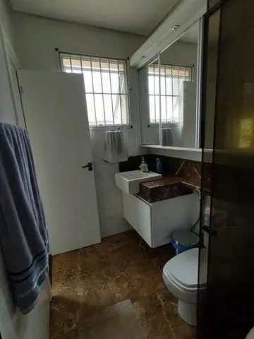 Imagem Casa em Belém Novo grande com 3 quartos, escritório
