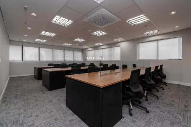 Imagem Conjunto comercial com 120m2 no Brooklin