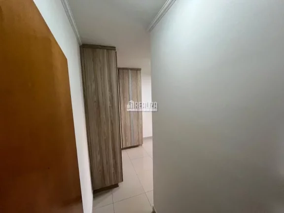 Imagem Casa à venda com 3 dormitórios no Jardim Nenê Gomes, Uberaba