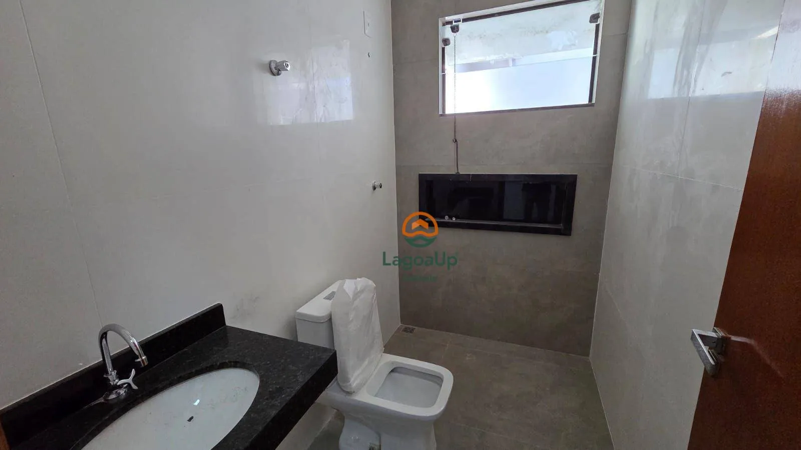 Imagem Casa com 3 dormitórios à venda, 104 m² por R$ 990.000,00 - Amadeus - Lagoa Santa/MG