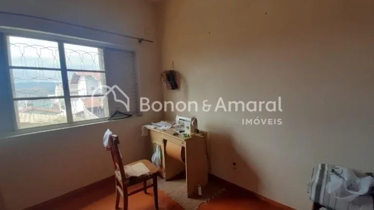 Imagem Localizada no charmoso condomínio Mirante do Lenheiro, esta ampla e aconchegante casa oferece o equ...