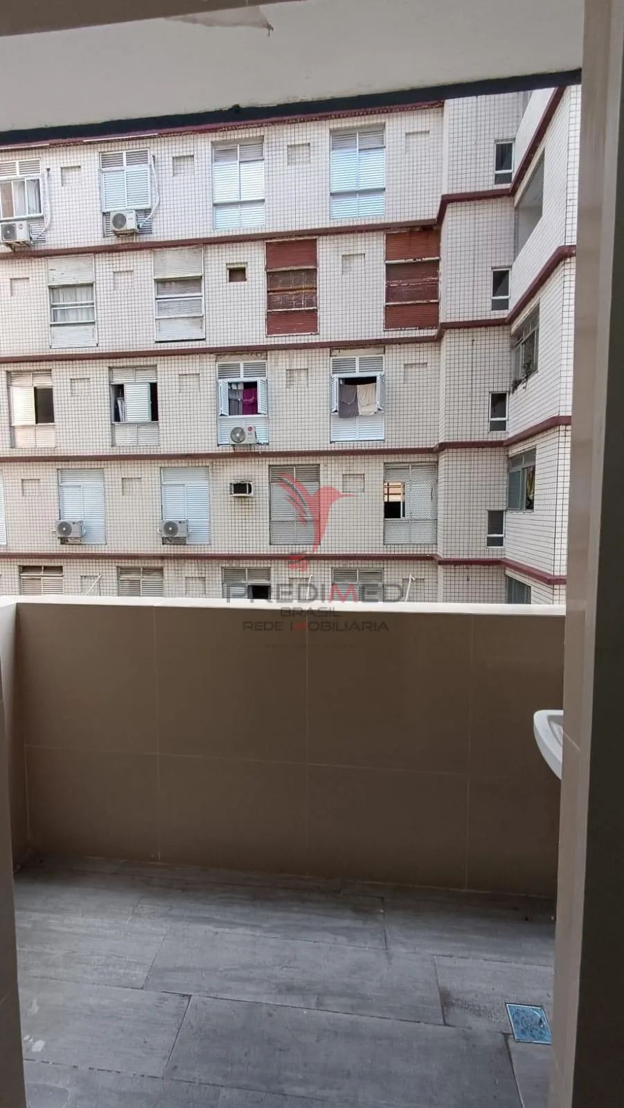 Imagem Apartamento todo reformado com 1 Dormitório com suite a 100 m da Praia
