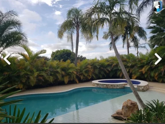 Imagem Casa de Alto Padrão com Sauna e Piscina à Venda em Tatuí - SP