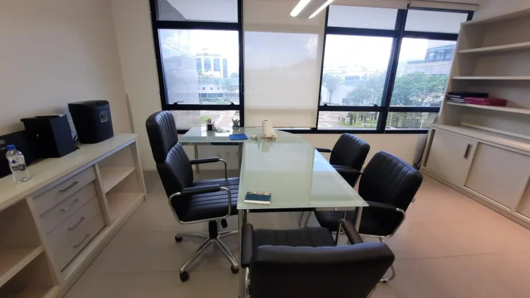 Imagem Sala Comercial para Venda em Rio de Janeiro, Barra da Tijuca, 1 banheiro, 1 vaga