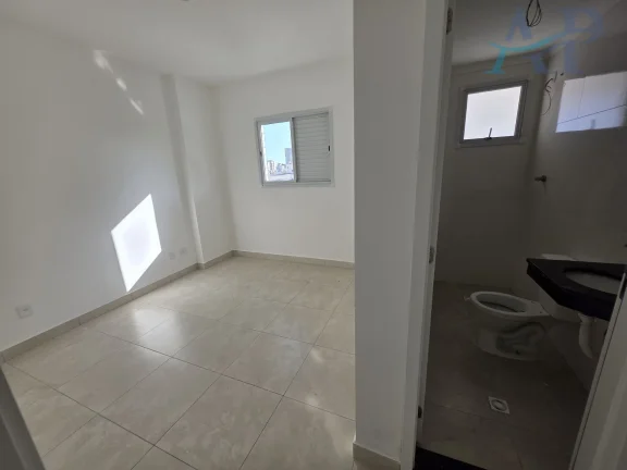 Imagem Apartamento com 2 Dormitórios em Praia Grande