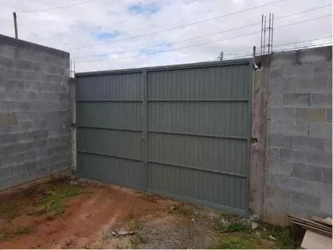 Imagem VENDA DE TERRENO NA CHÁCARA GUANABARA, EM GUARAREMA/SP, com área total de 580m² e terreno murado. ÓTIMA OPORTUNIDADE DE INVESTIMENTO! CONSULTE-NOS.