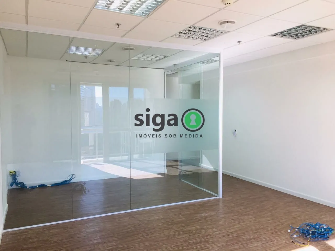 Imagem Sala Comercial 56m² no Neo Corporate 2 Vagas, Alto Andar e Próxima à CPTM