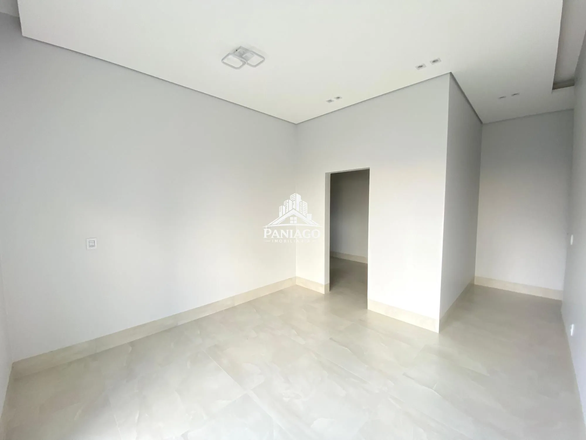 Imagem Casa de alto padrão com 3 suítes, cozinha gourmet e piscina com cascata