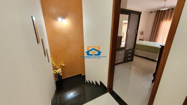Imagem Já imaginou em morar em um imóvel lindo, casa duplex, espaçosa, acabamento diferenciado, em uma excelente localização no bairro Residencial Bethânia.