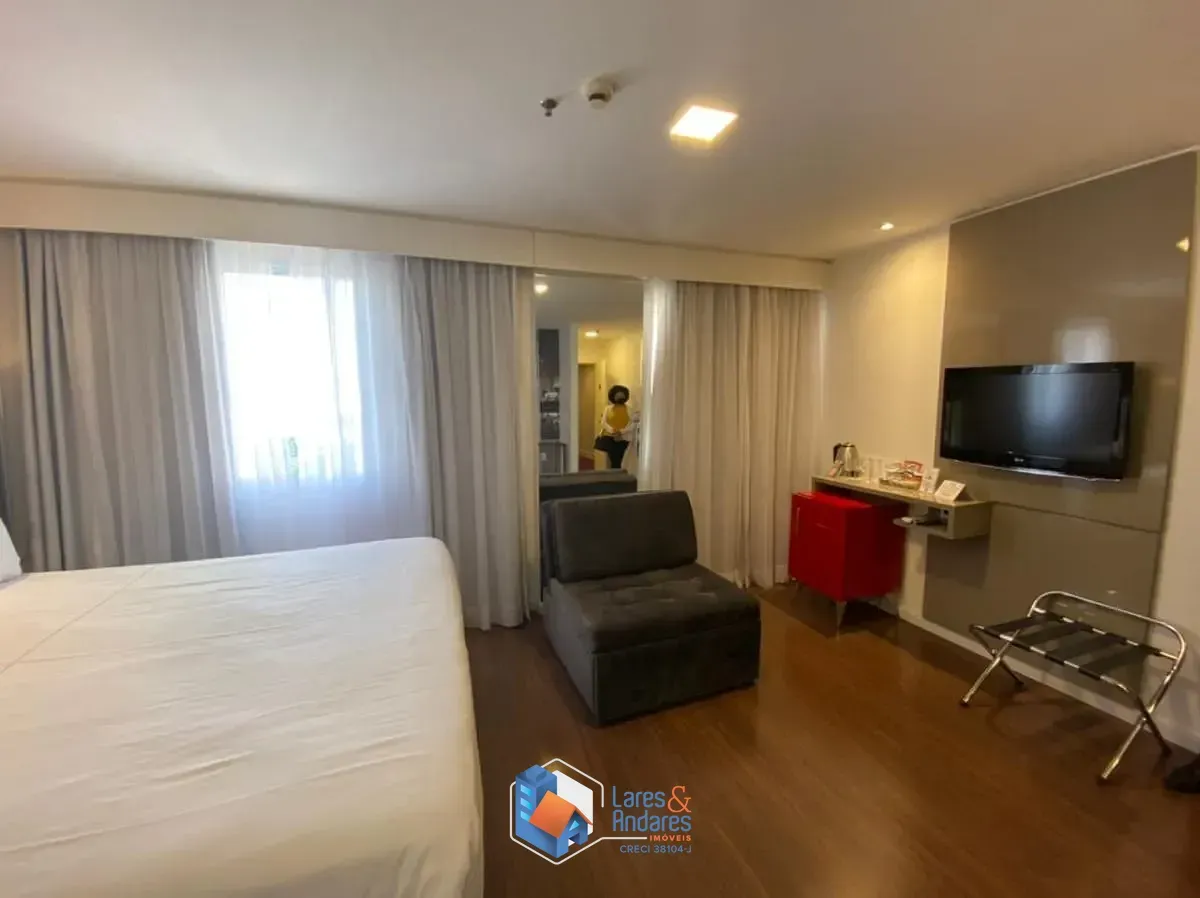 Imagem Flat para venda em Vila Olímpia com 1 quarto, sendo 1 suíte, 29m²