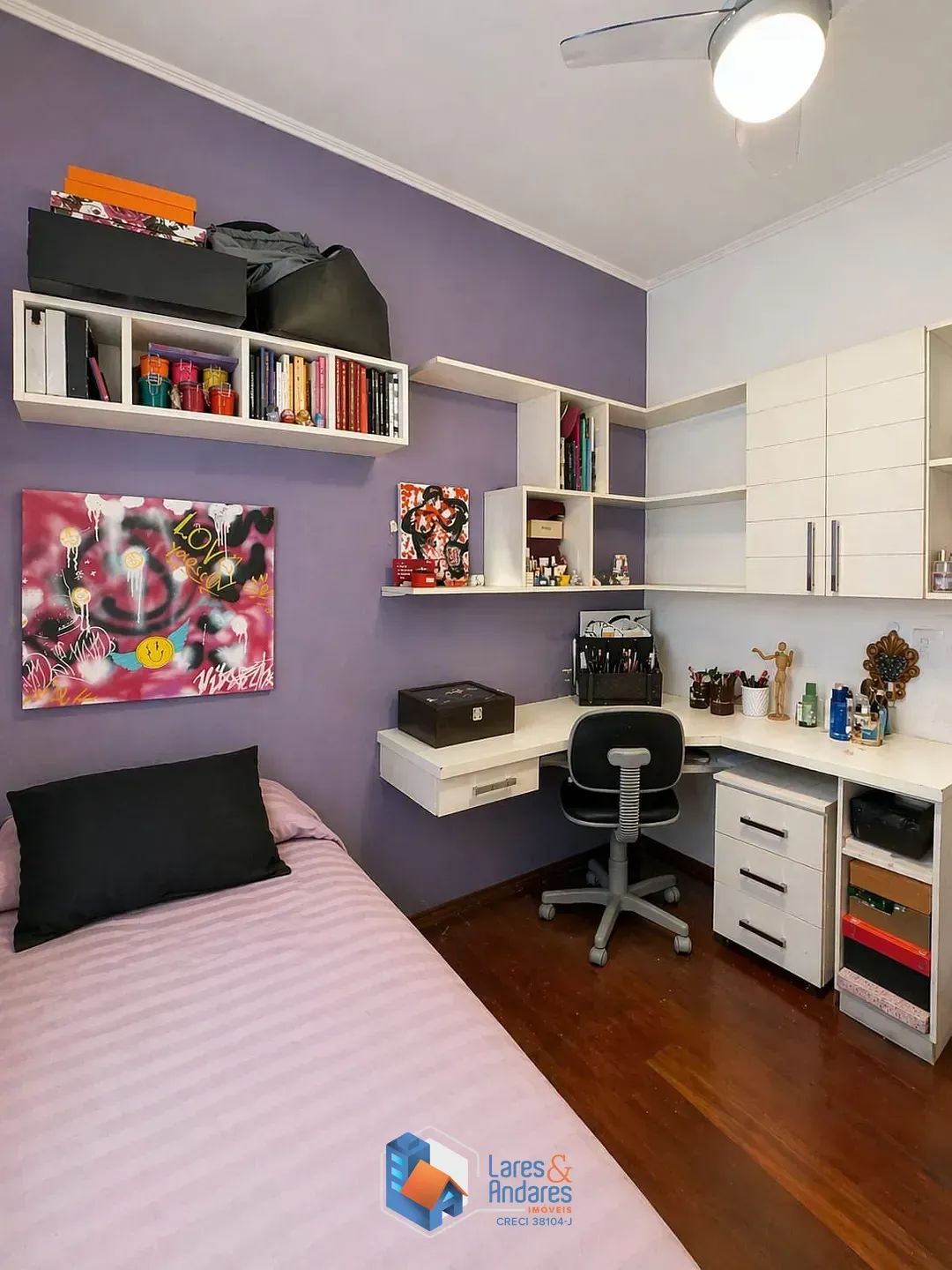 Imagem Casa no condomínio Vila Nobre de Bragança para venda com 3 quartos, sendo 1 suíte, 175m²