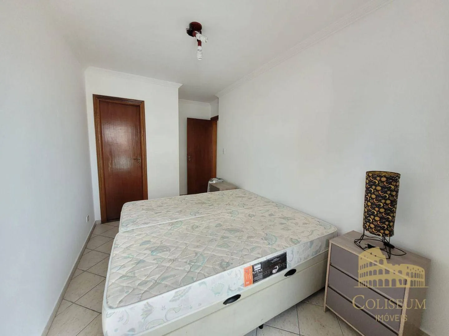 Imagem Apartamento com 2 dormitórios para alugar, 75 m² por R$ 3.500,00/mês - Vila Guilhermina - Praia Grande/SP