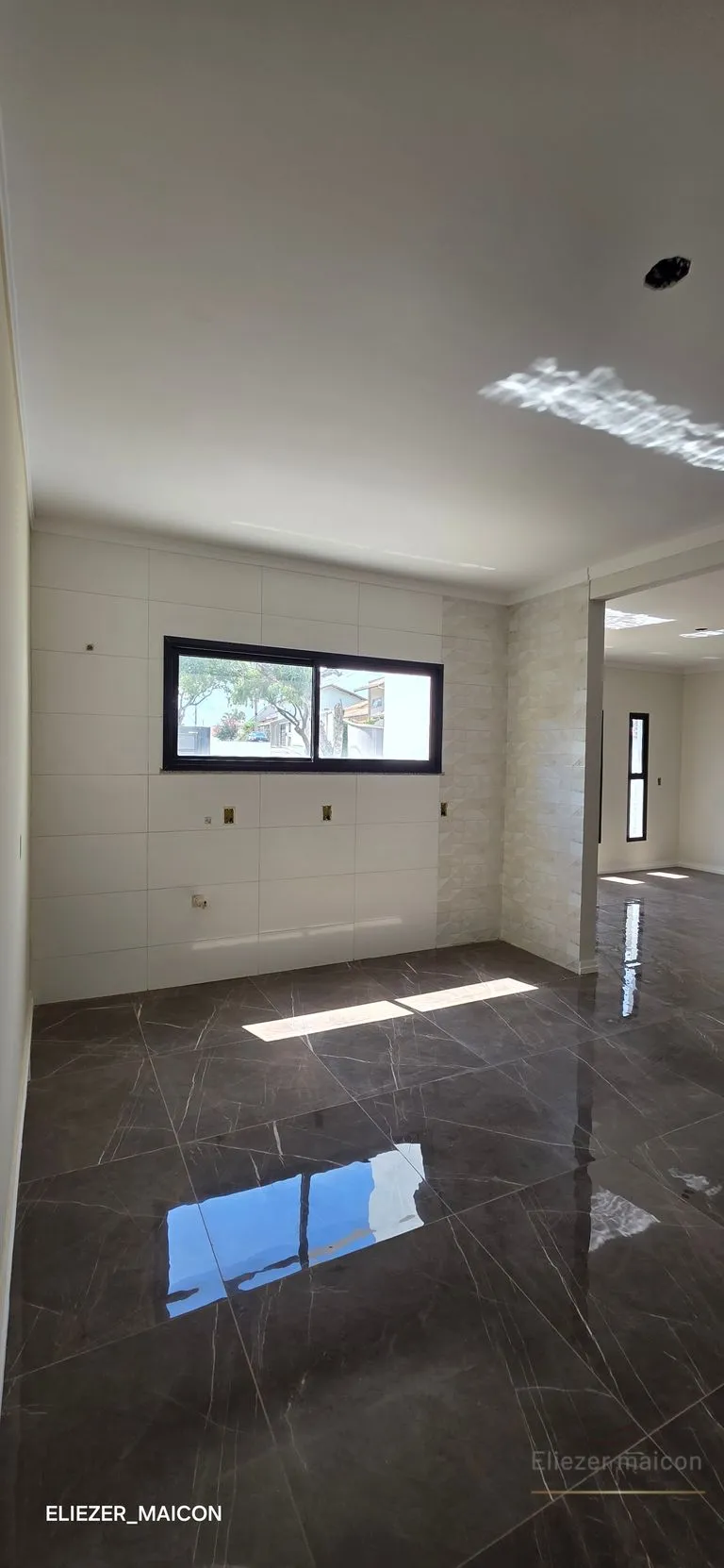Imagem Casa a venda com 3 quartos no bairro jardim novo mundo Poços de Caldas - MG