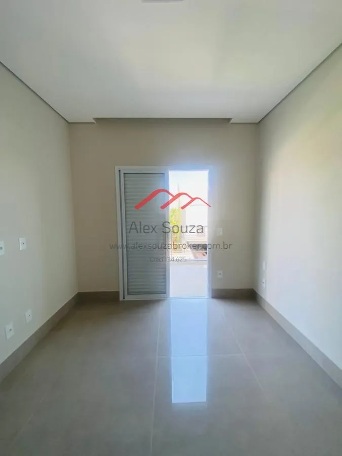 Imagem Sobrado em Condomínio para Venda em Hortolândia, Residencial Jardim do Jatobá, 3 dormitórios, 1 suíte, 3 banheiros, 4 vagas