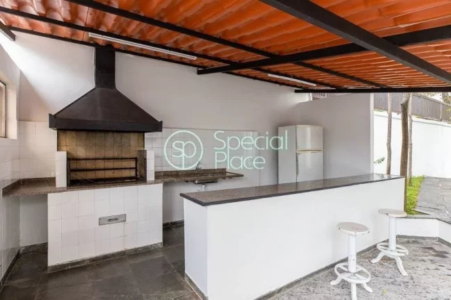 Imagem Apartamento Ideal para quem gosta de espaço, amplo, bem arejado com muita luz natural, 3 dorms, 3 s...
