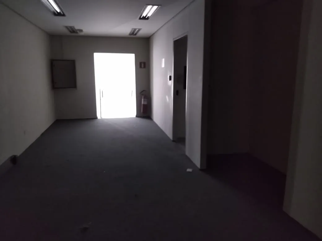 Imagem Comercial à venda 300M², Centro, Pindamonhangaba - SP