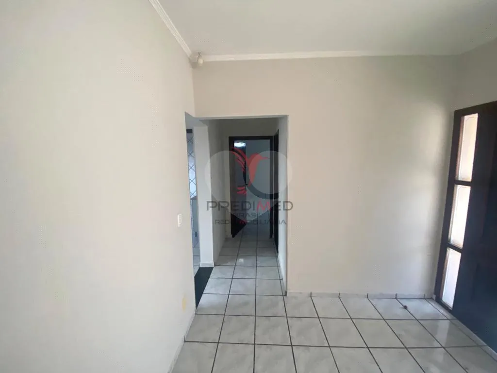 Imagem Casa de 3 quartos, 199m² no bairro Conjunto Sílvio Campanholi, em Lençóis Paulista