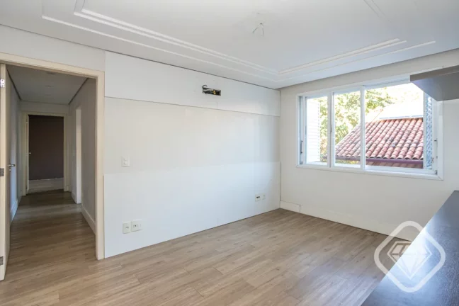 Imagem Apartamento semi mobiliado em Teresópolis

68 m² privativos, 2 dormitórios, vaga de garagem e exc...