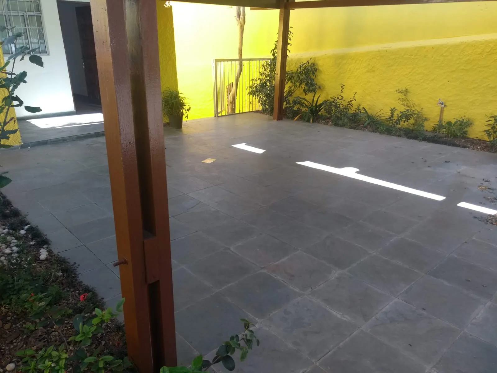 Imagem Casa a venda com 2 dormitórios - Jardim Aparecida