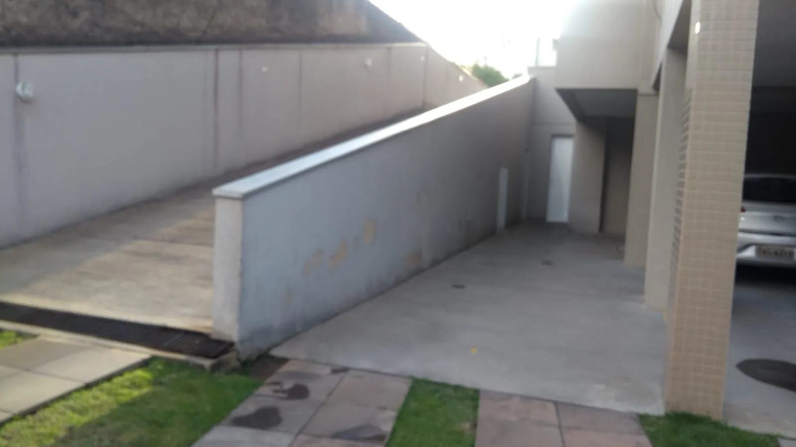 Imagem Apartamento com 02 quartos (01 suíte) e 03 Vagas no Bairro Cristo Redentor