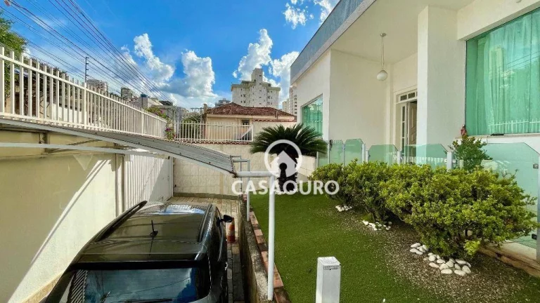 Imagem Casa com 7 quartos à venda, 400 m² por R$ 1.650.000 - São Lucas - Belo Horizonte/MG