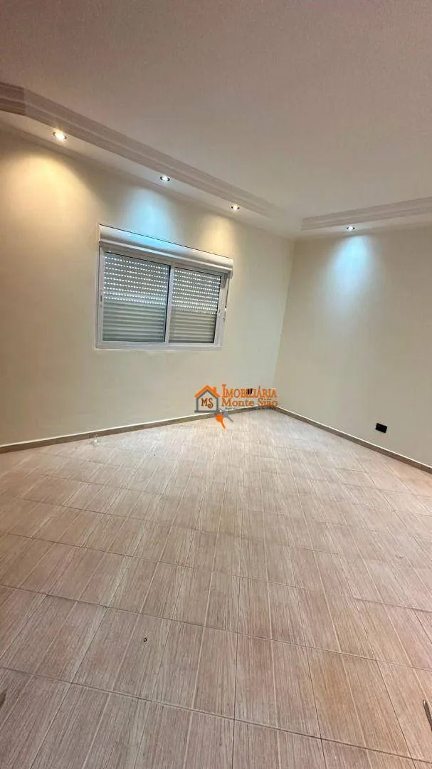 Imagem Casa Sobreposta com Piscina em Localização Privilegiada | 390 m² de Terreno