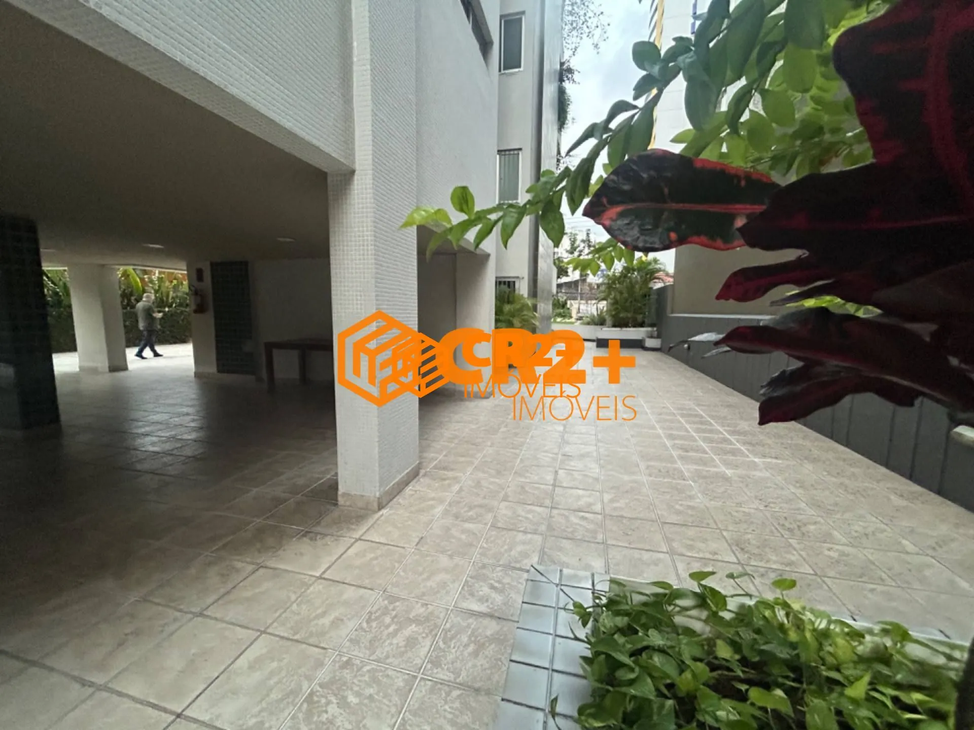 Imagem Apartamento a Venda com 04 quartos 01 suíte nas Graças 200m2 em Recife