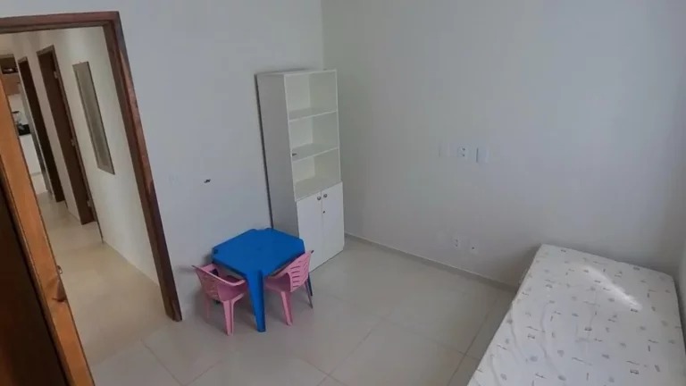 Imagem Casa com 4 Quartos para Venda em Loteamento Serra Negra