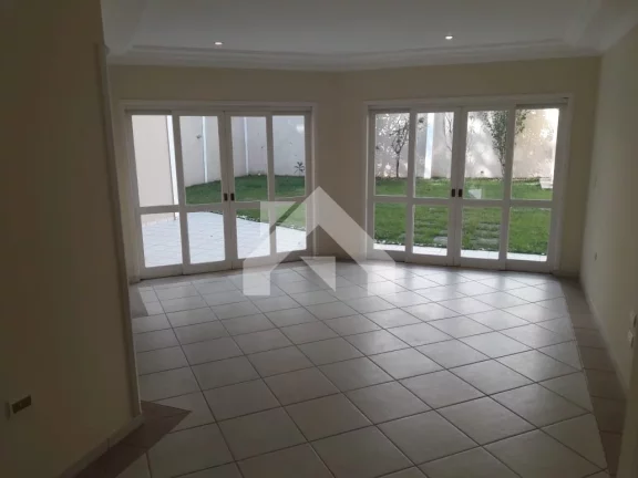 Imagem Casa de Condomínio em Residencial Morada dos Lagos - Barueri