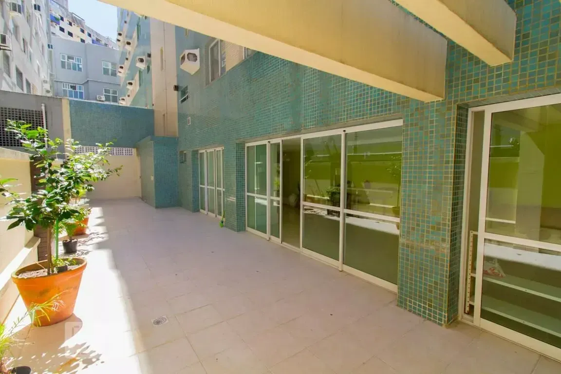 Imagem Apartamento com 2 Quartos à Venda, Locação ou Temporada, 68 m² em Centro - Florianópolis